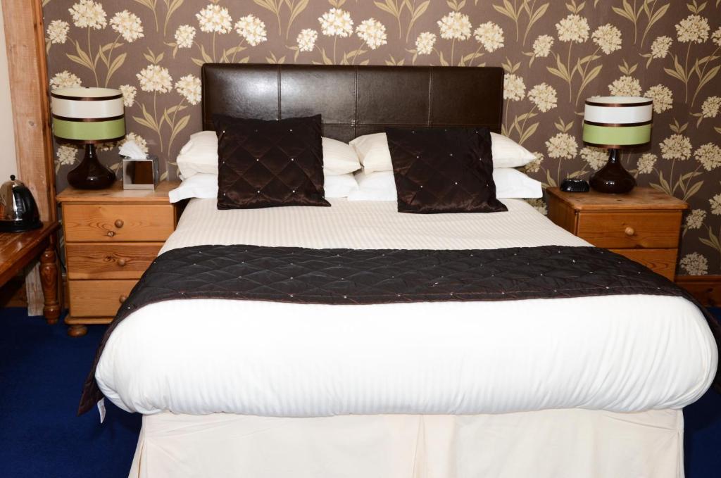Гостевой дом Pinewood House 3*